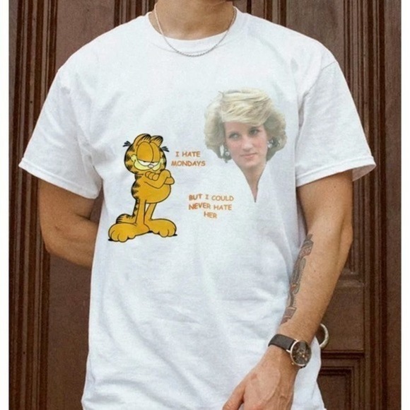 Jasper
D Other - Garfield Monday Humor Classic Cartoon Funny Fan T-Shirt